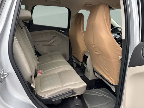 Used 2017 Ford Escape SE image 14