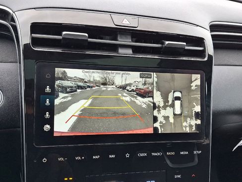 Used 2023 Hyundai Tucson Limited image 15