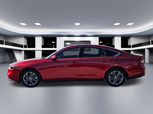 Used 2023 Honda Accord EX image 3