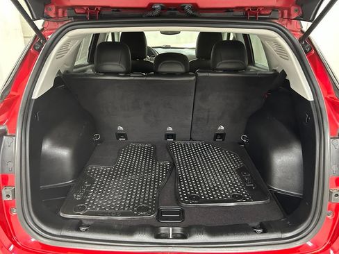 Used 2019 Jeep Compass Latitude AWD/4WD image 11