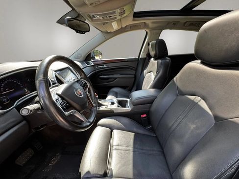 Used 2015 Cadillac SRX Luxury w/ Driver Awareness Package FWD image 13