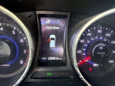 Used 2014 Hyundai Santa Fe Sport 2.0T AWD/4WD image 19