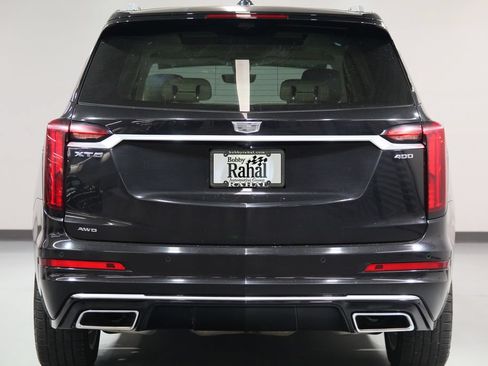 Used 2022 Cadillac XT6 Premium Luxury w/ Technology Package AWD/4WD image 2