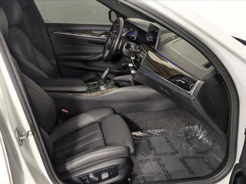 Used 2021 BMW 530i xDrive w/ Convenience Package AWD/4WD image 21