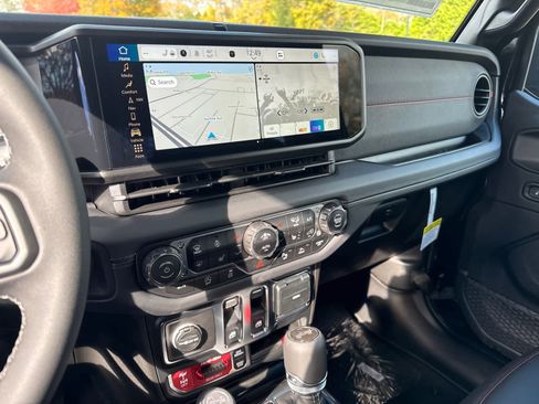 New 2026 Jeep Wrangler Rubicon image 24