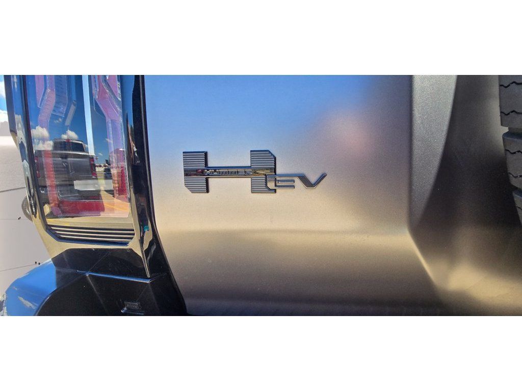 Used 2026 GMC Hummer EV 3X w/ Carbon Fiber Edition Package AWD/4WD image 34