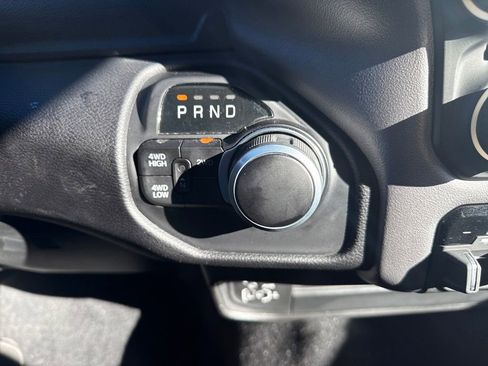 Used 2024 RAM 2500 Big Horn w/ Bed Utility Group image 21