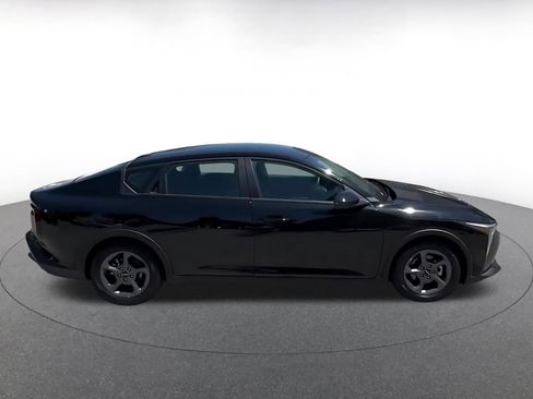 Used 2025 Kia K4 FWD image 16