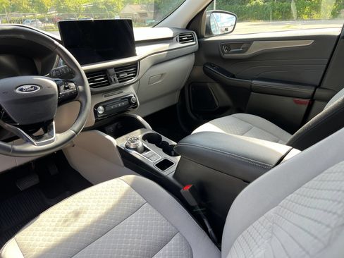 Used 2023 Ford Escape Active w/ Tech Pack #1 AWD/4WD image 22
