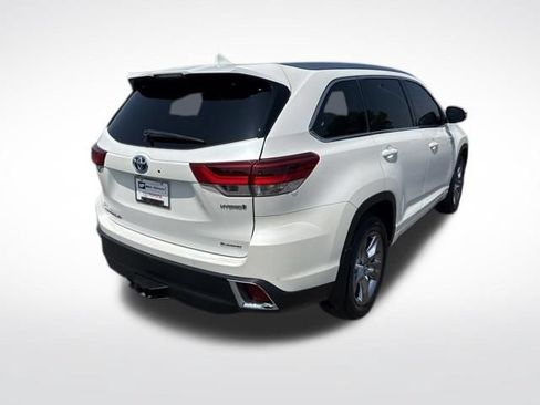 Used 2018 Toyota Highlander Limited Platinum AWD/4WD image 5