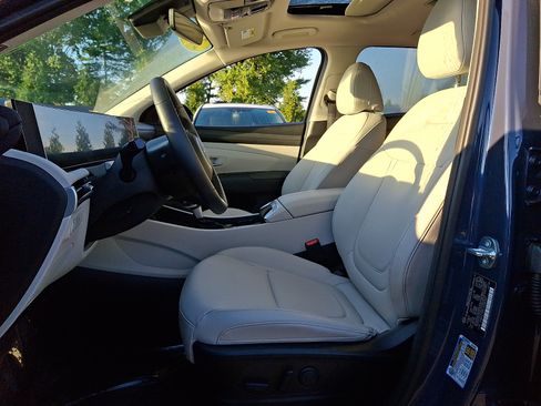 Certified 2025 Hyundai Tucson SEL FWD image 13