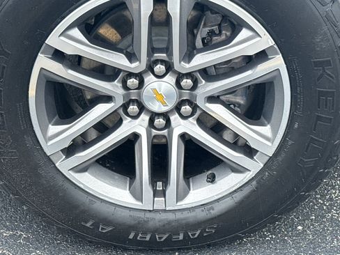 Certified 2022 Chevrolet Colorado LT w/ Safety Package AWD/4WD image 9