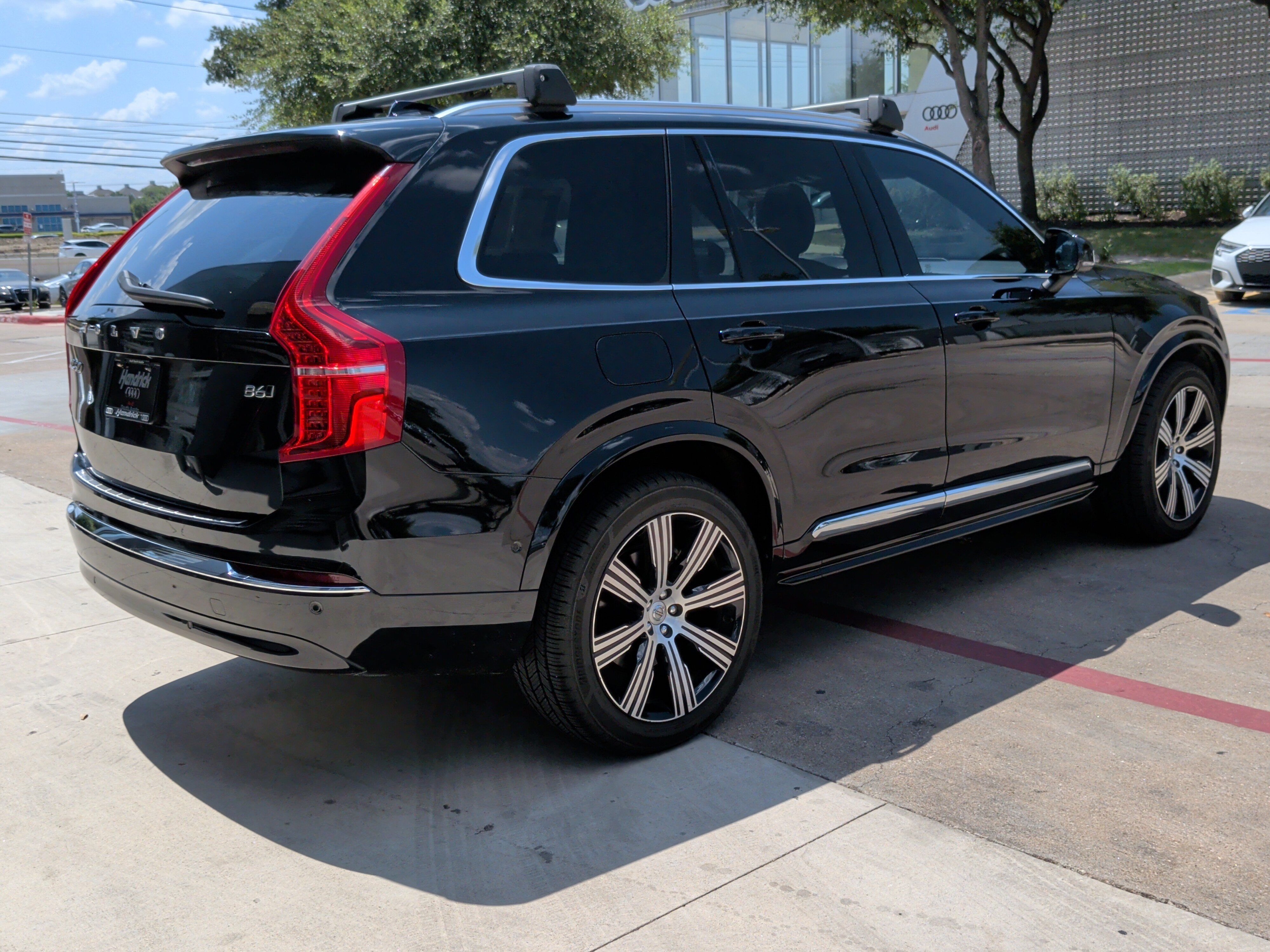 Used 2023 Volvo XC90 B6 Ultimate w/ Lounge Package AWD/4WD image 10