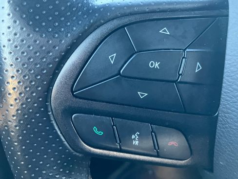 Used 2022 Dodge Challenger R/T image 16