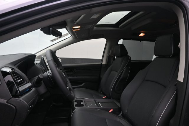 New 2026 Honda Odyssey Elite image 14