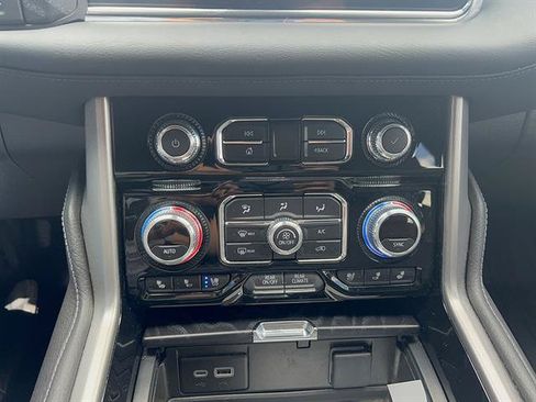 Used 2024 GMC Yukon Denali w/ Max Trailering Package AWD/4WD image 26