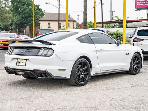 Used 2020 Ford Mustang GT Premium RWD image 5