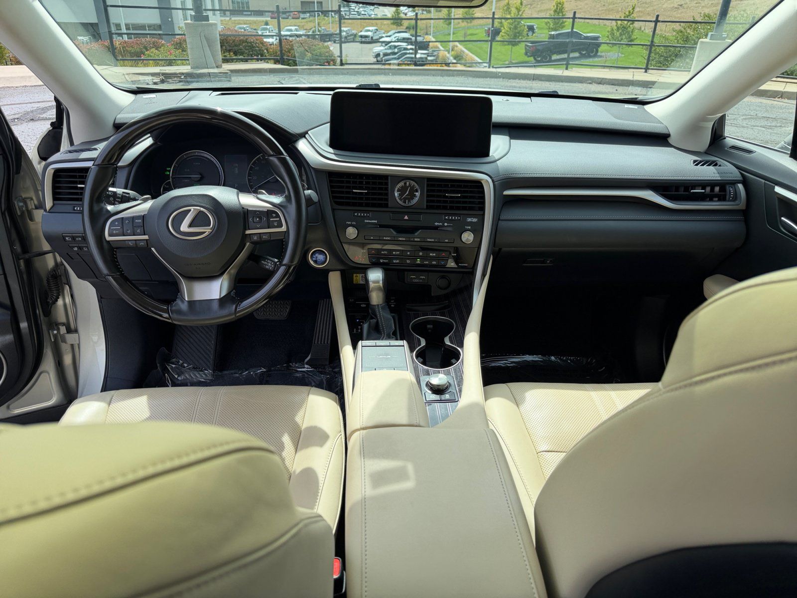 Used 2021 Lexus RX 450hL Luxury w/ Cold Area Package (CT) AWD/4WD image 19