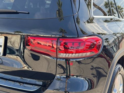 Certified 2023 Mercedes-Benz GLB 250 image 22