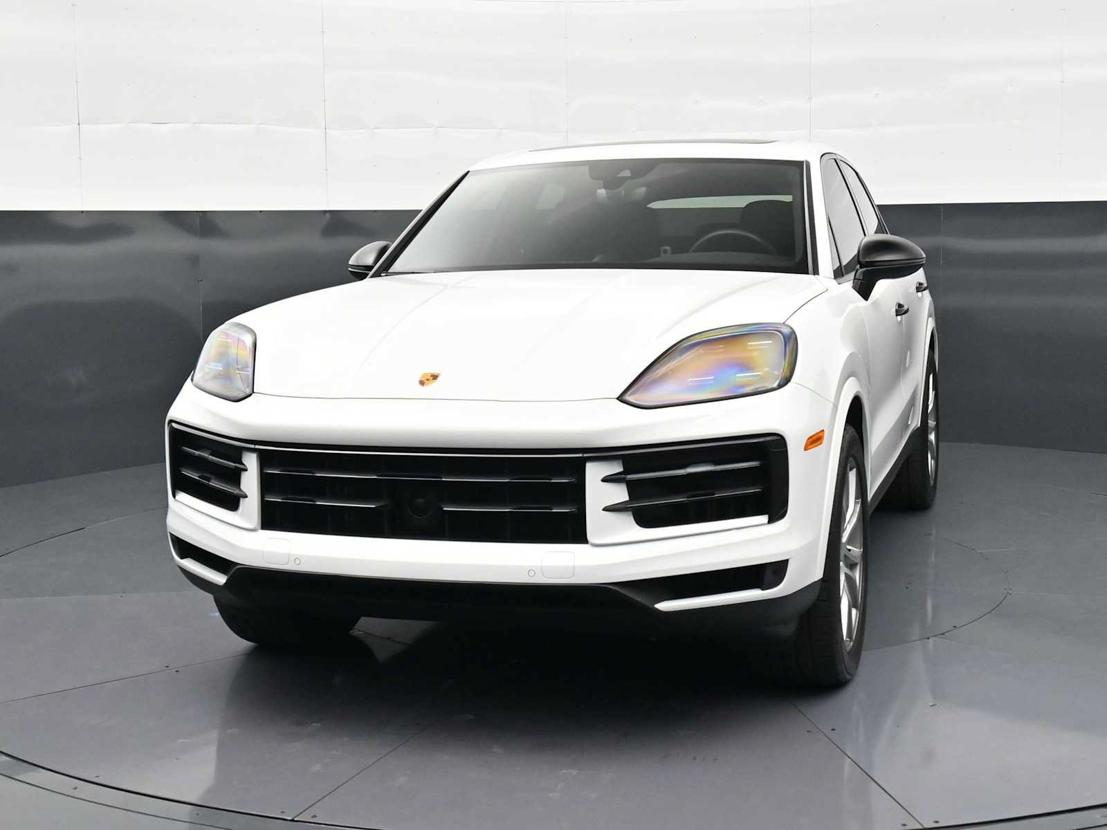 Certified 2024 Porsche Cayenne AWD/4WD image 29