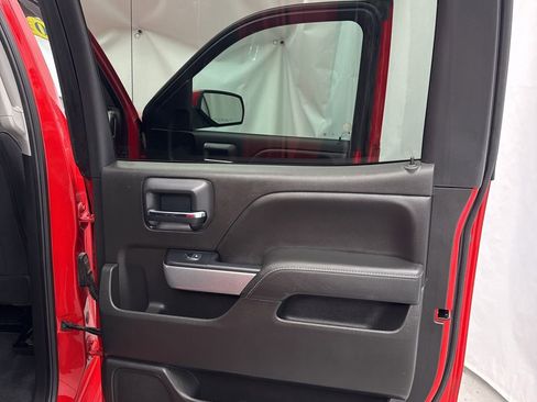 Used 2018 Chevrolet Silverado 1500 LT w/ All Star Edition image 36