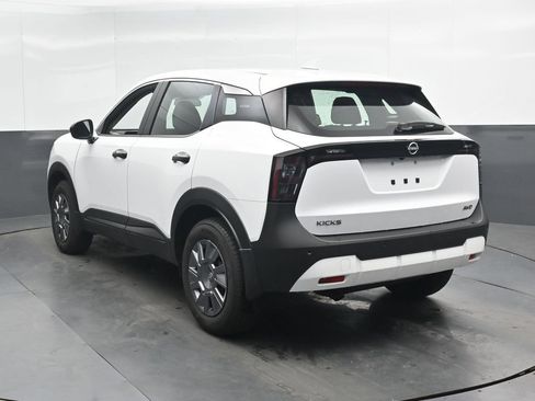 Used 2025 Nissan Kicks S AWD/4WD image 9