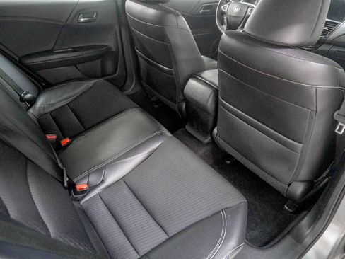 Used 2016 Honda Accord Sport image 34