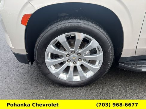 Used 2021 Chevrolet Tahoe Premier AWD/4WD image 30