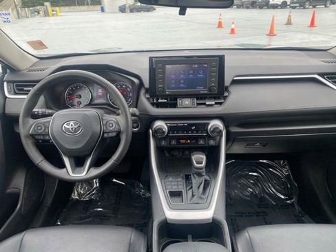 Certified 2022 Toyota RAV4 XLE Premium image 15
