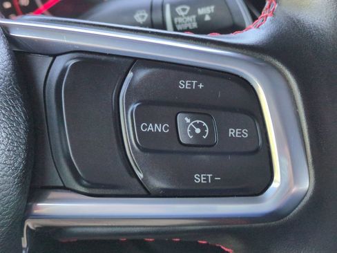 Used 2022 Jeep Wrangler Unlimited Rubicon w/ Cold Weather Group image 26