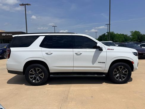Used 2022 Chevrolet Tahoe Z71 w/ Z71 Off-Road Package AWD/4WD image 5