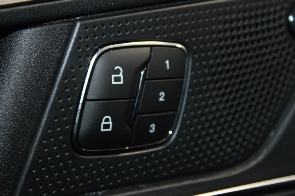 Used 2024 Ford Edge Titanium AWD/4WD image 51