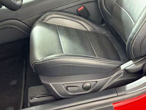 Used 2024 Ford Mustang GT Premium RWD image 15