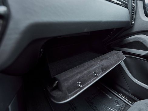 Used 2022 Porsche Cayenne Turbo GT image 79