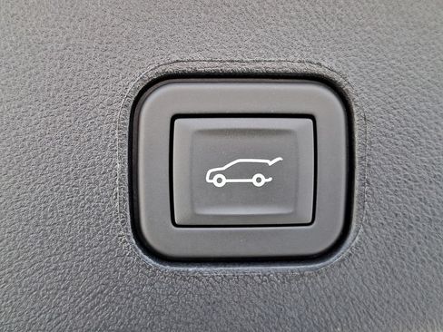 Used 2025 Cadillac Lyriq Sport w/ LPO, Floor Liner Package AWD/4WD image 27
