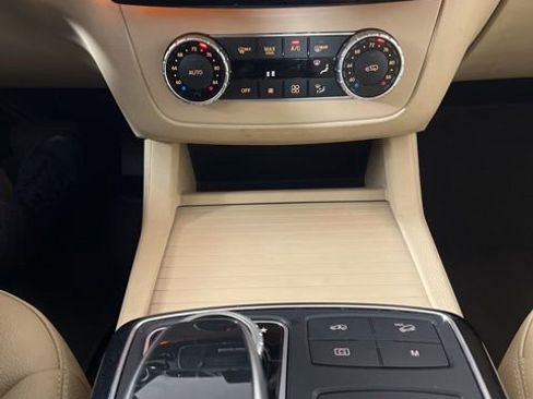 Used 2017 Mercedes-Benz GLS 450 4MATIC image 24