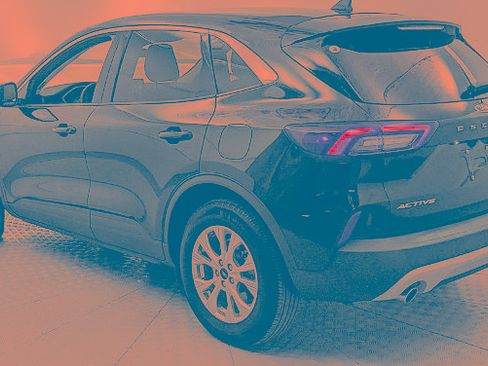 Certified 2023 Ford Escape Active FWD image 4