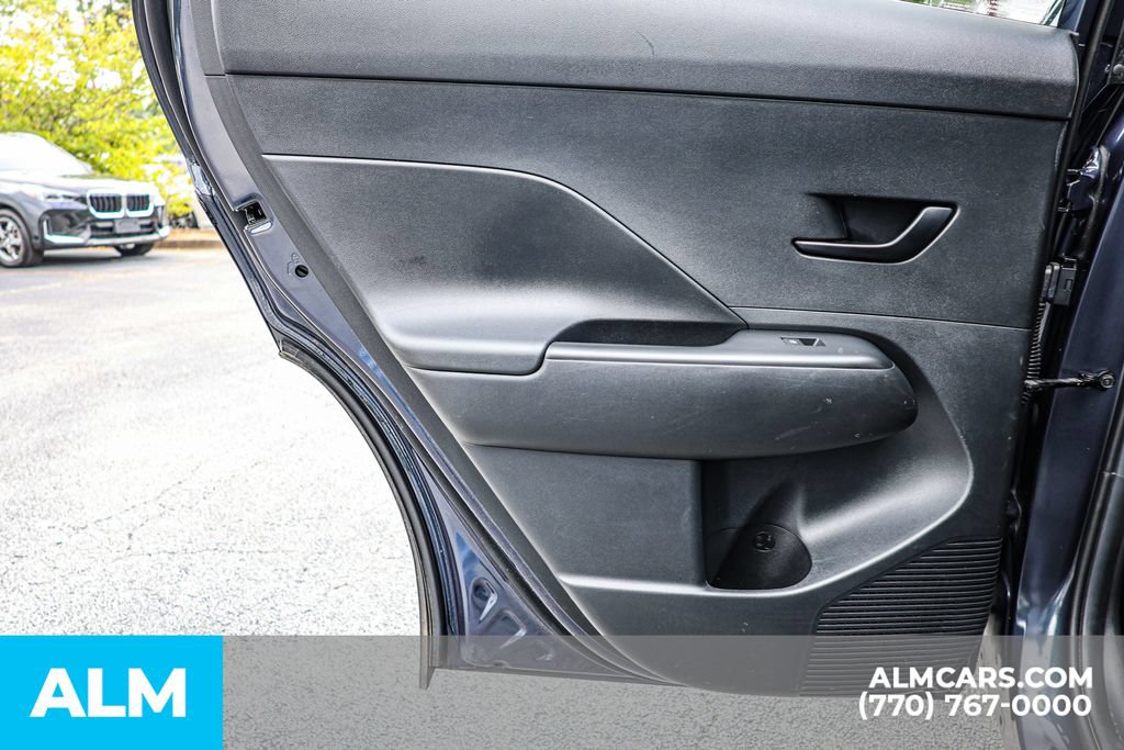 Used 2024 Hyundai Kona SEL FWD image 47