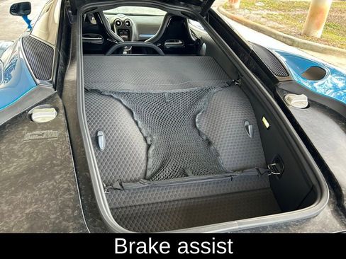 Used 2022 McLaren GT image 29