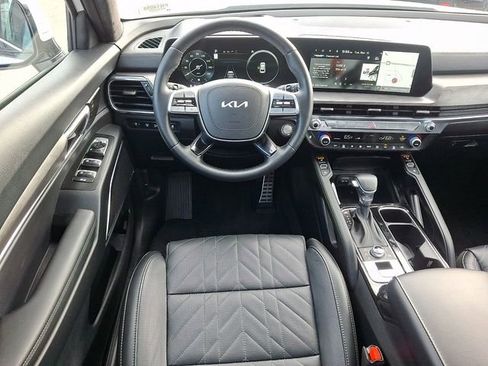 Used 2025 Kia Telluride SX Prestige X-Line image 13