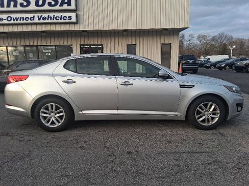 Used 2012 Kia Optima LX image 11