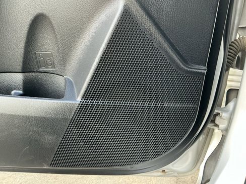 Used 2019 Toyota Corolla LE image 25