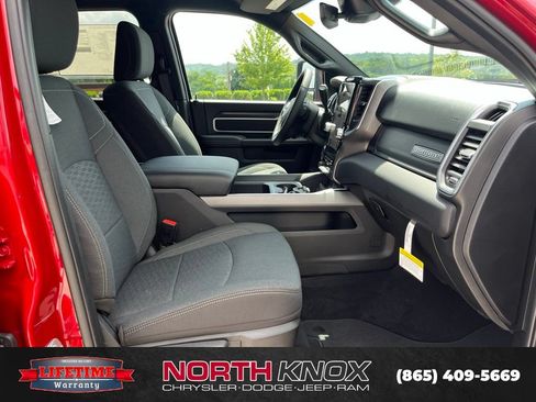 New 2026 RAM 2500 Big Horn AWD/4WD image 25