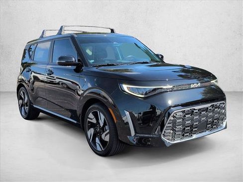 Used 2025 Kia Soul GT-Line w/ GT-Line Technology Package FWD image 4