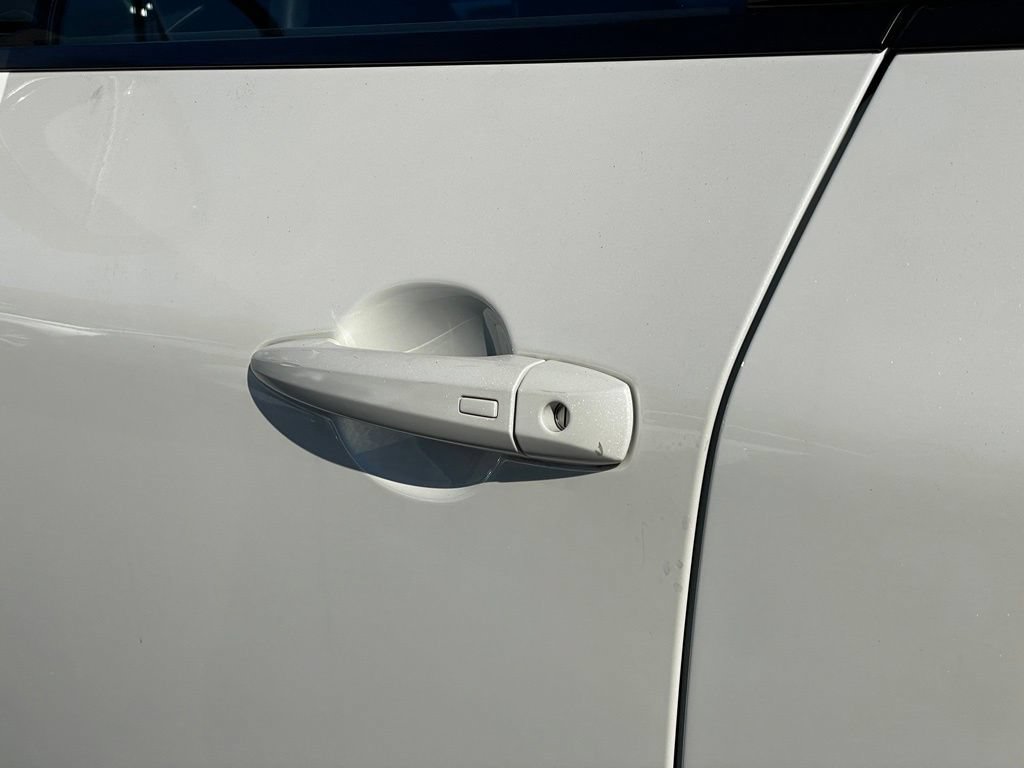 Certified 2023 Nissan Rogue SV AWD/4WD image 25