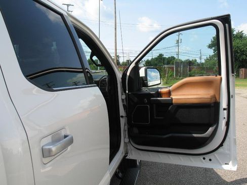 Used 2017 Ford F150 Limited w/ Trailer Tow Package AWD/4WD image 15