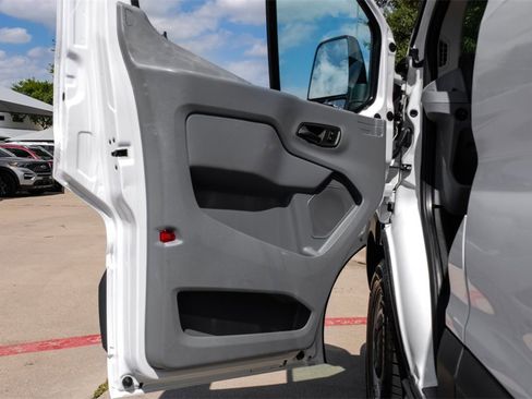 Used 2018 Ford Transit 250 148 Low Roof image 39