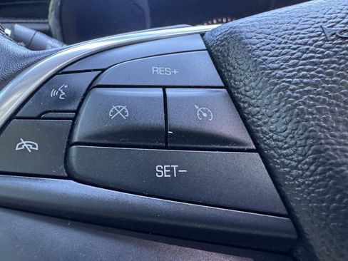 Used 2017 Cadillac XT5 Luxury w/ Driver Awareness Package FWD image 26