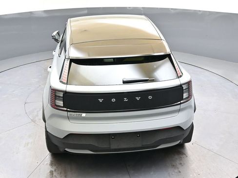 New 2026 Volvo EX30 Cross Country Ultra image 40