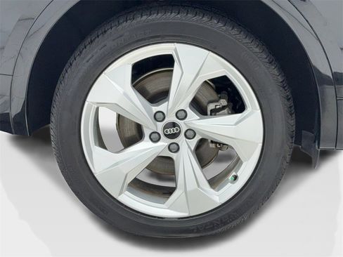 Used 2024 Audi Q5 2.0T Premium w/ Convenience Package image 53